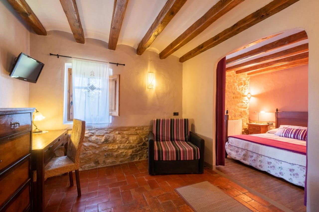 Bed and Breakfast Cal Ros Calonge de Segarra Exterior foto